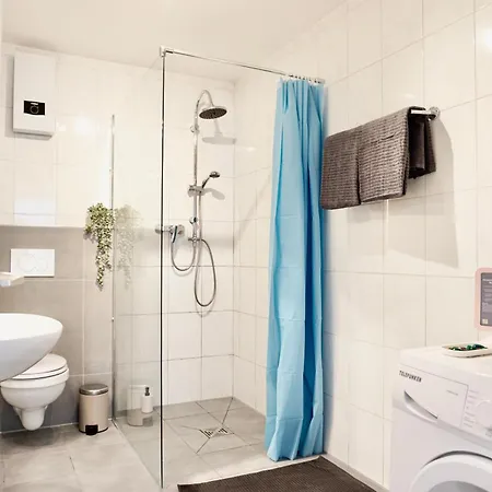 דירה Stylisches Fuer Max 5 Personen In Naehe Zum Hbf Und Koblenzer-innenstadt *