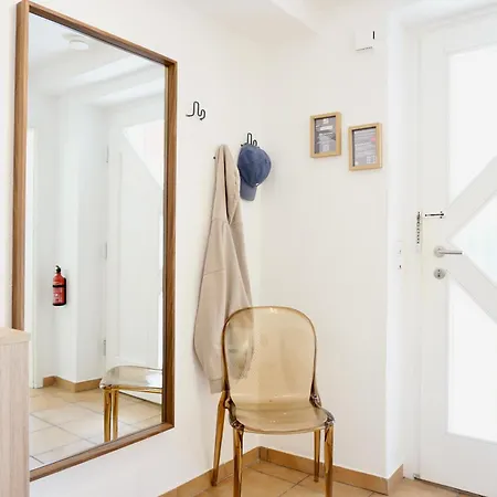 דירה Stylisches Fuer Max 5 Personen In Naehe Zum Hbf Und Koblenzer-innenstadt *