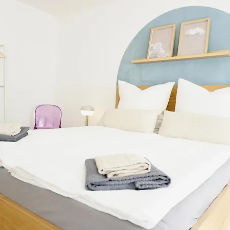 Stylisches Fuer Max 5 Personen In Naehe Zum Hbf Und Koblenzer-innenstadt * קובלנץ