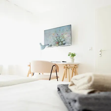 דירה Stylisches Fuer Max 5 Personen In Naehe Zum Hbf Und Koblenzer-innenstadt *